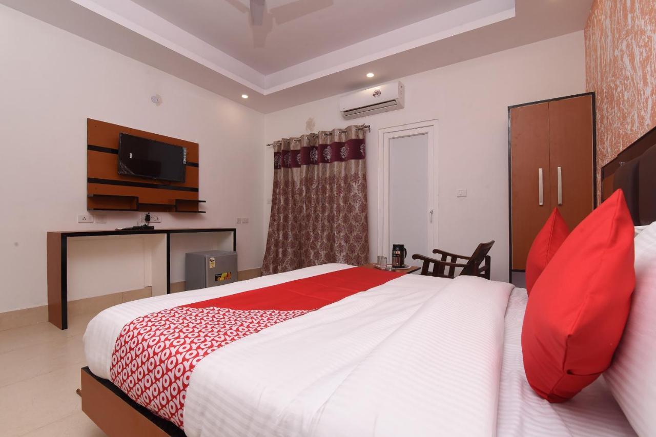 Capital O 13310 Noida Suites 外观 照片
