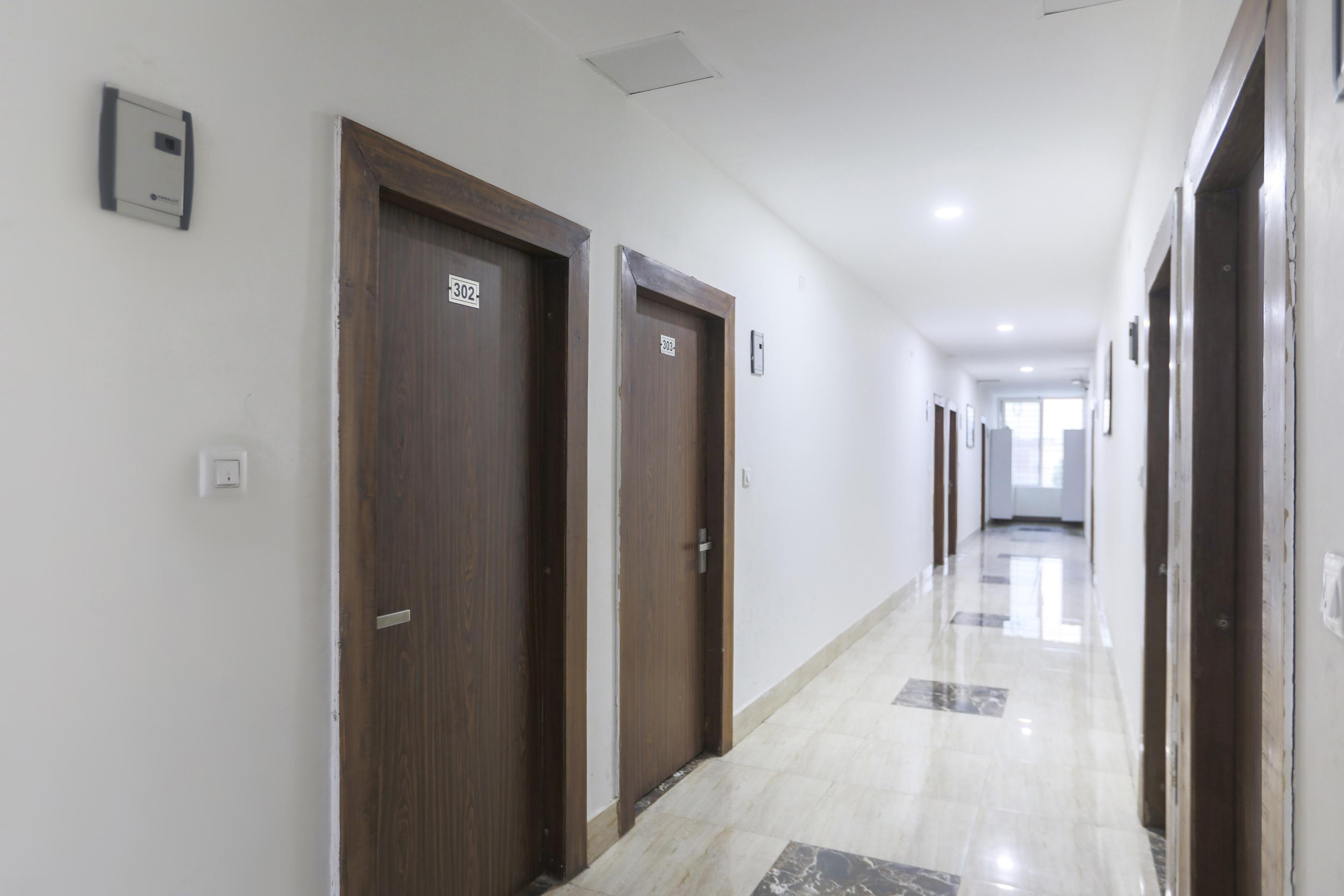 Capital O 13310 Noida Suites 外观 照片