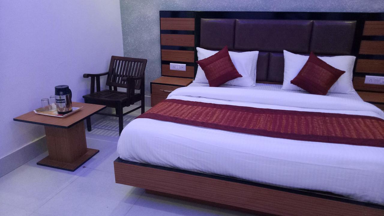 Capital O 13310 Noida Suites 外观 照片