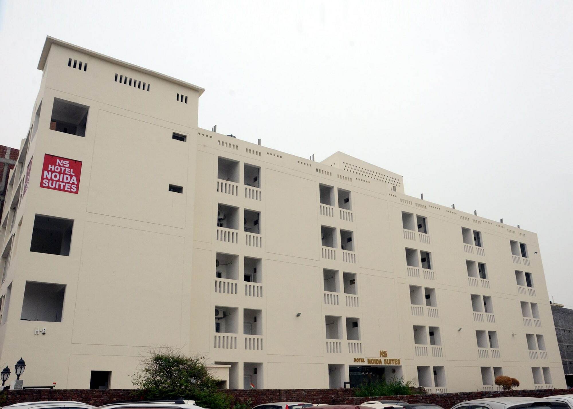Capital O 13310 Noida Suites 外观 照片